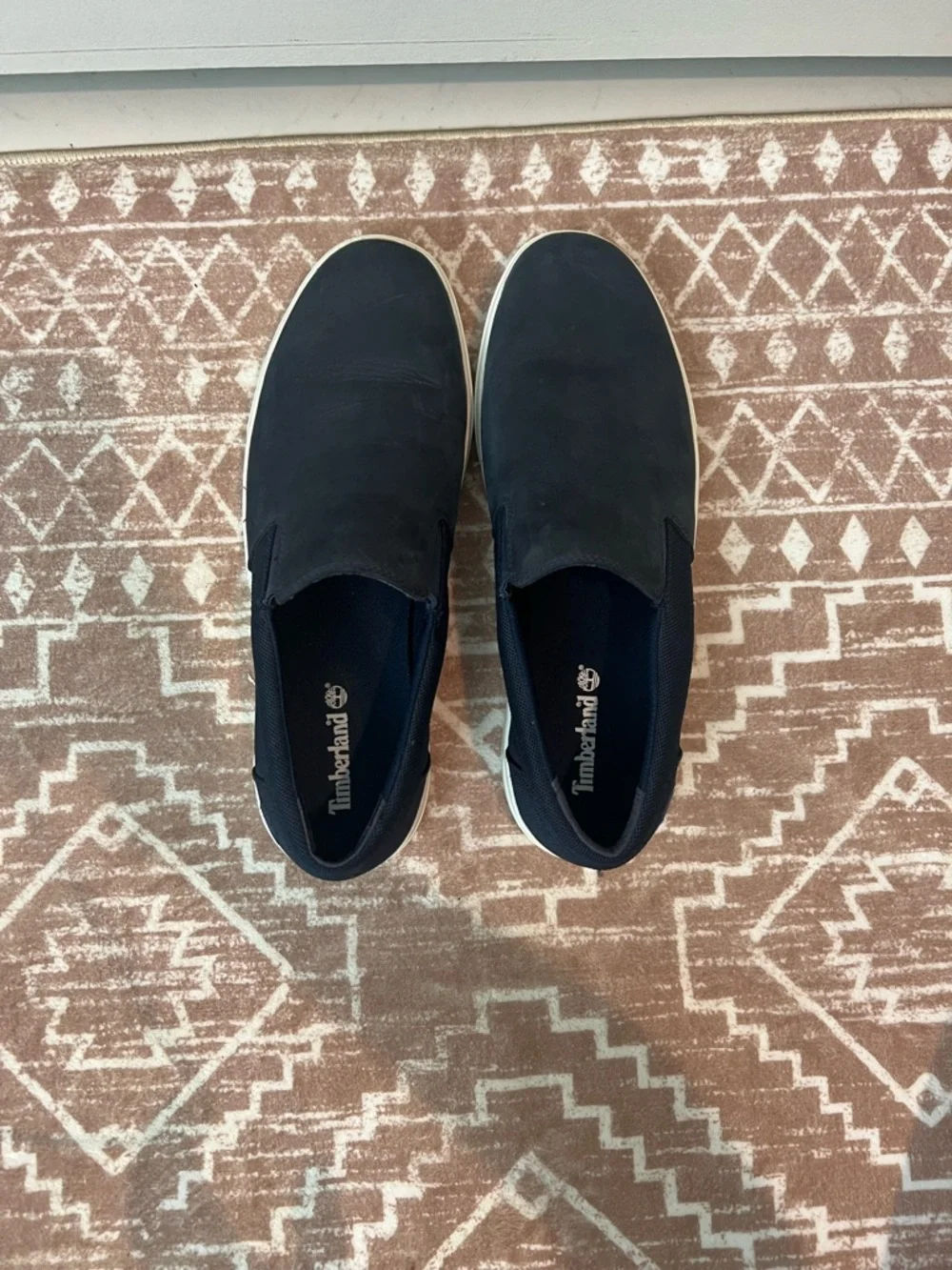 Men’s Timberland Groveton Navy Slip-On Casual Loafers with White Sole Like New